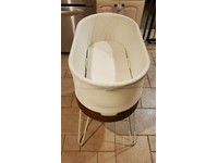 second hand snoo bassinet
